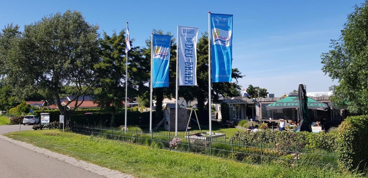 Villa Emilia - Gemuetliches Kinderfreundliches Blockhaus Mit Umzaeuntem Garten Sint Annaland Εξωτερικό φωτογραφία